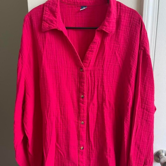 Old Navy Tops - Red Old Navy 100% cotton button down shirt Size 2XL